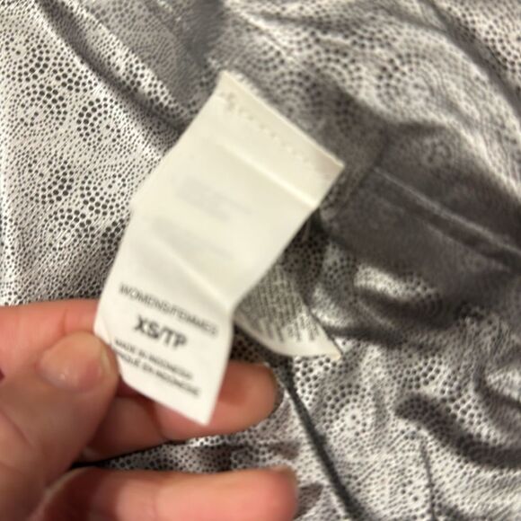 Black The North Face Rain Jacket Size XS - Picture 7 of 7